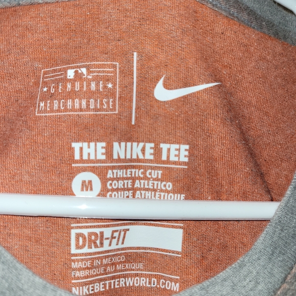 The Nike Tee SF Giants Short Sleeve Shirt N - Picture 9 of 10